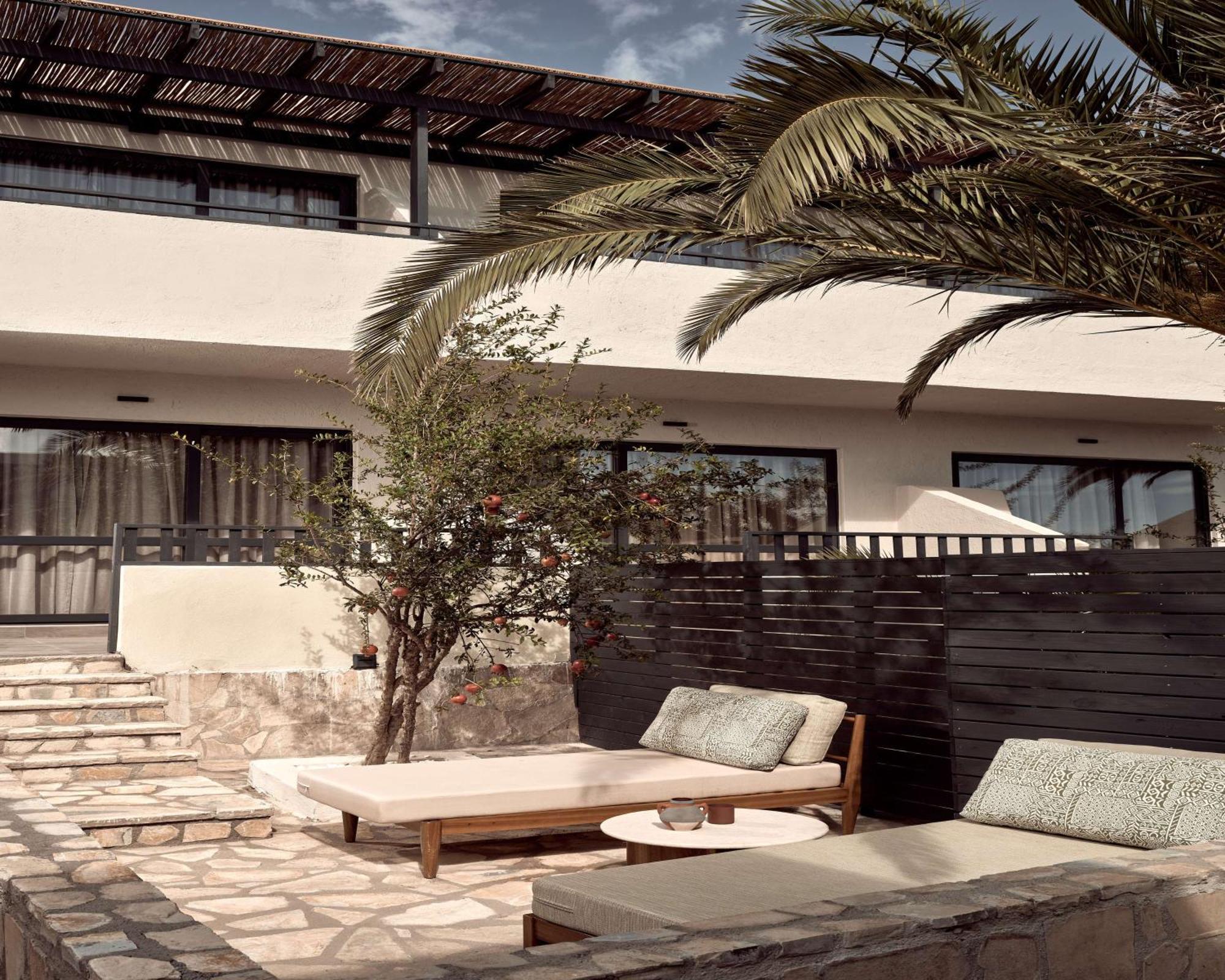 Numo Ierapetra Beach Resort Crete, Adults Only, Curio Collection Hilton 외부 사진